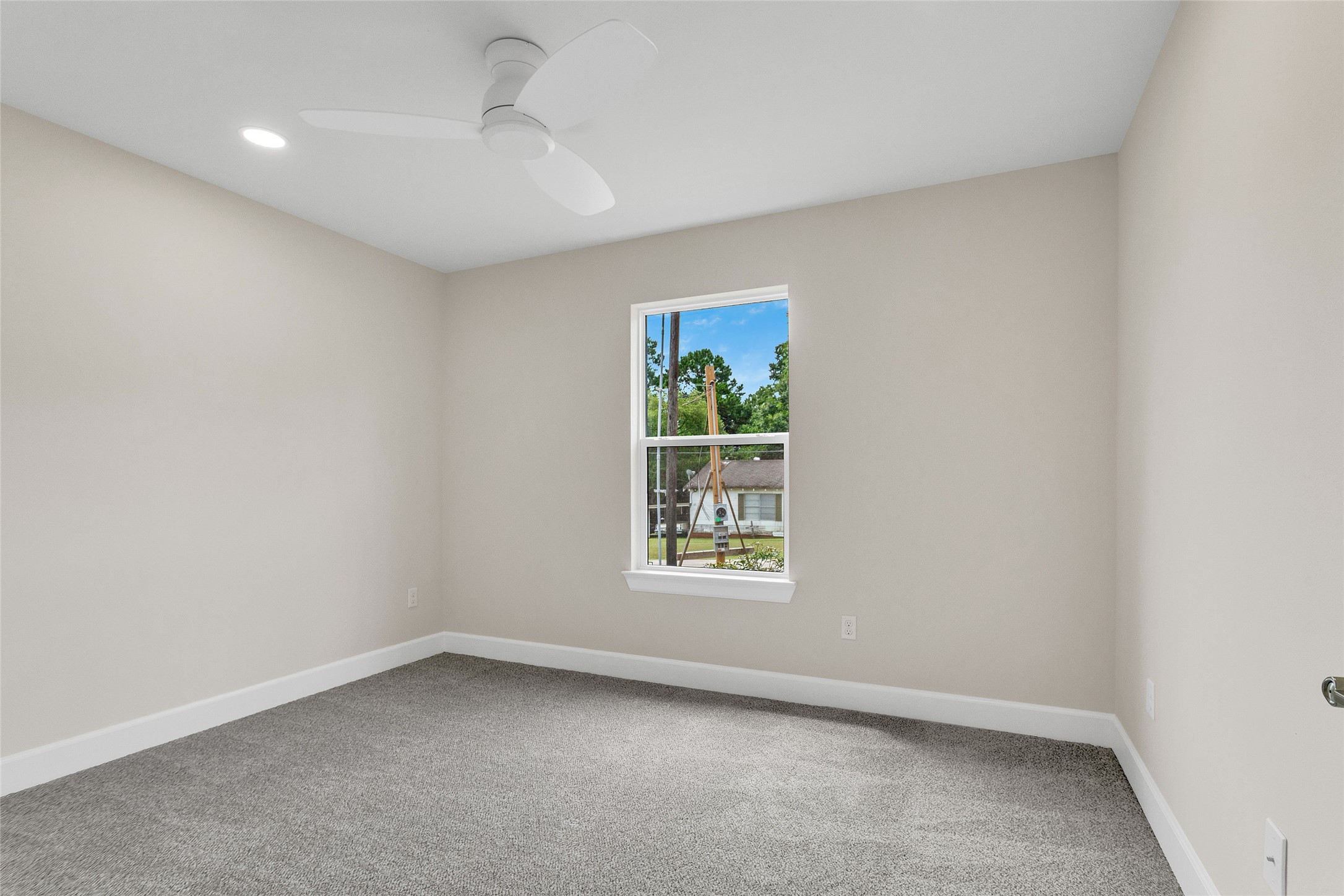 113 W Magnolia Street Troup TX 75789