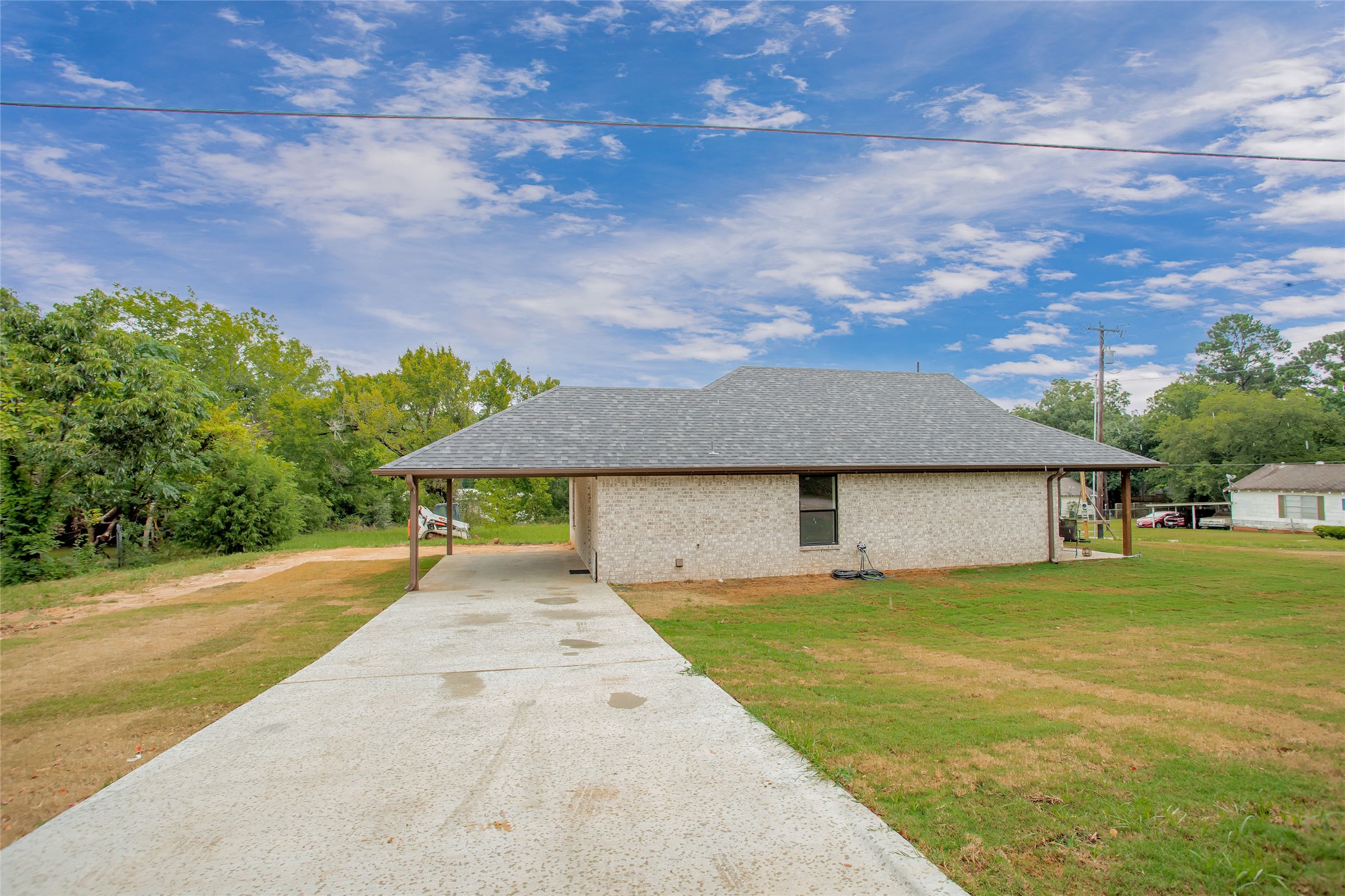 113 W Magnolia Street Troup TX 75789