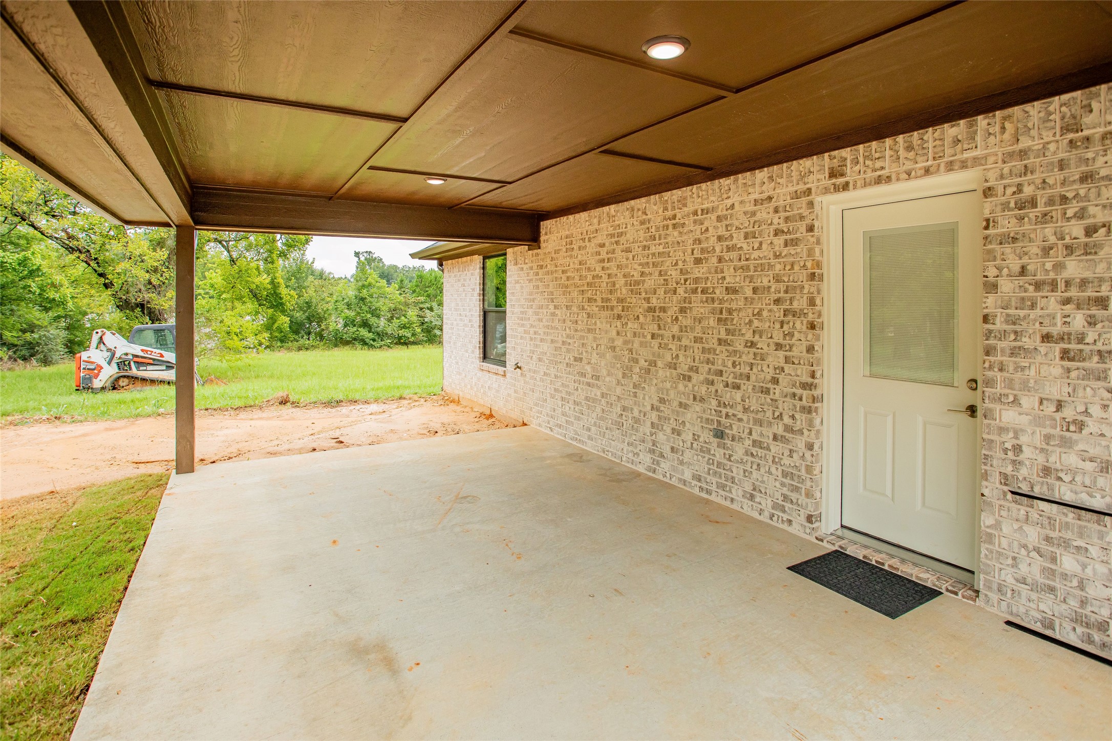 113 W Magnolia Street Troup TX 75789