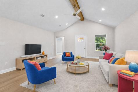 113 W Magnolia Street Troup TX 75789