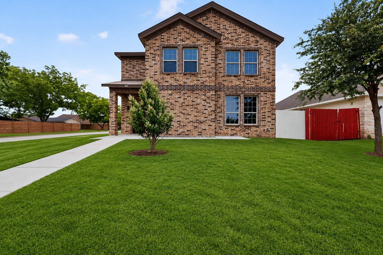 800 Oak Creek Drive Hutchins TX 75141
