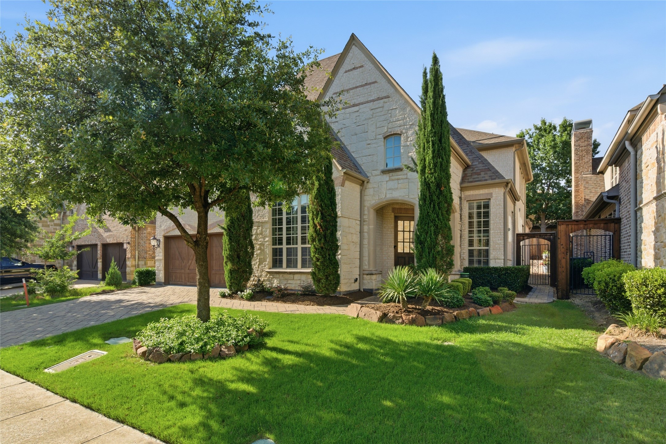 645 Clearwater Drive Irving TX 75039