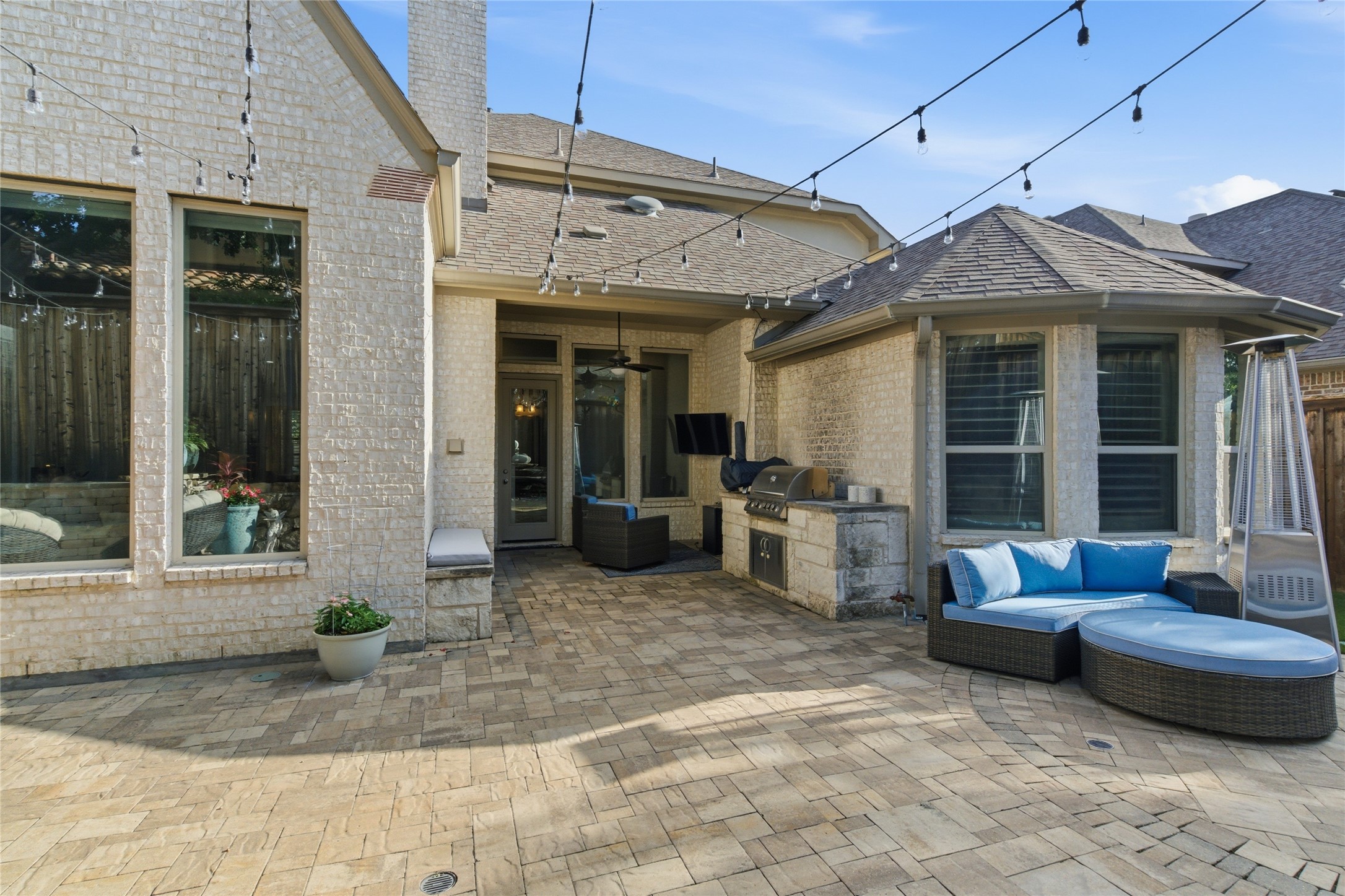 645 Clearwater Drive Irving TX 75039