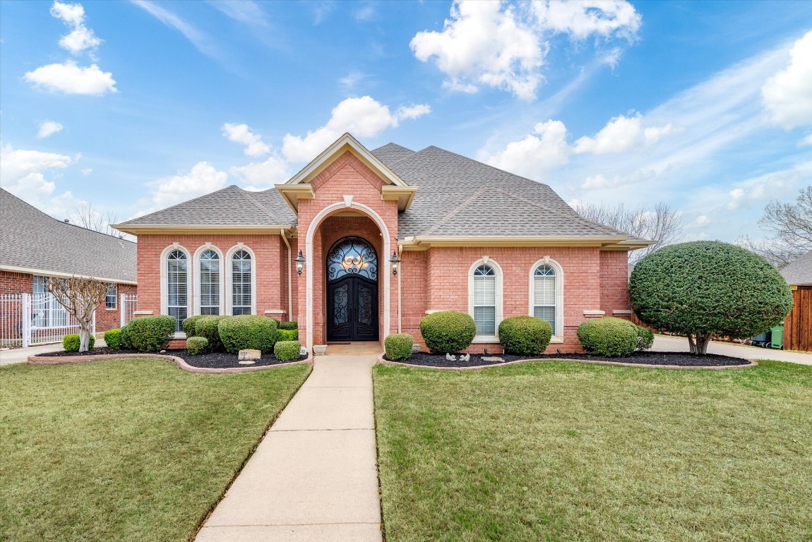 96 Bremen Drive Hurst TX 76054