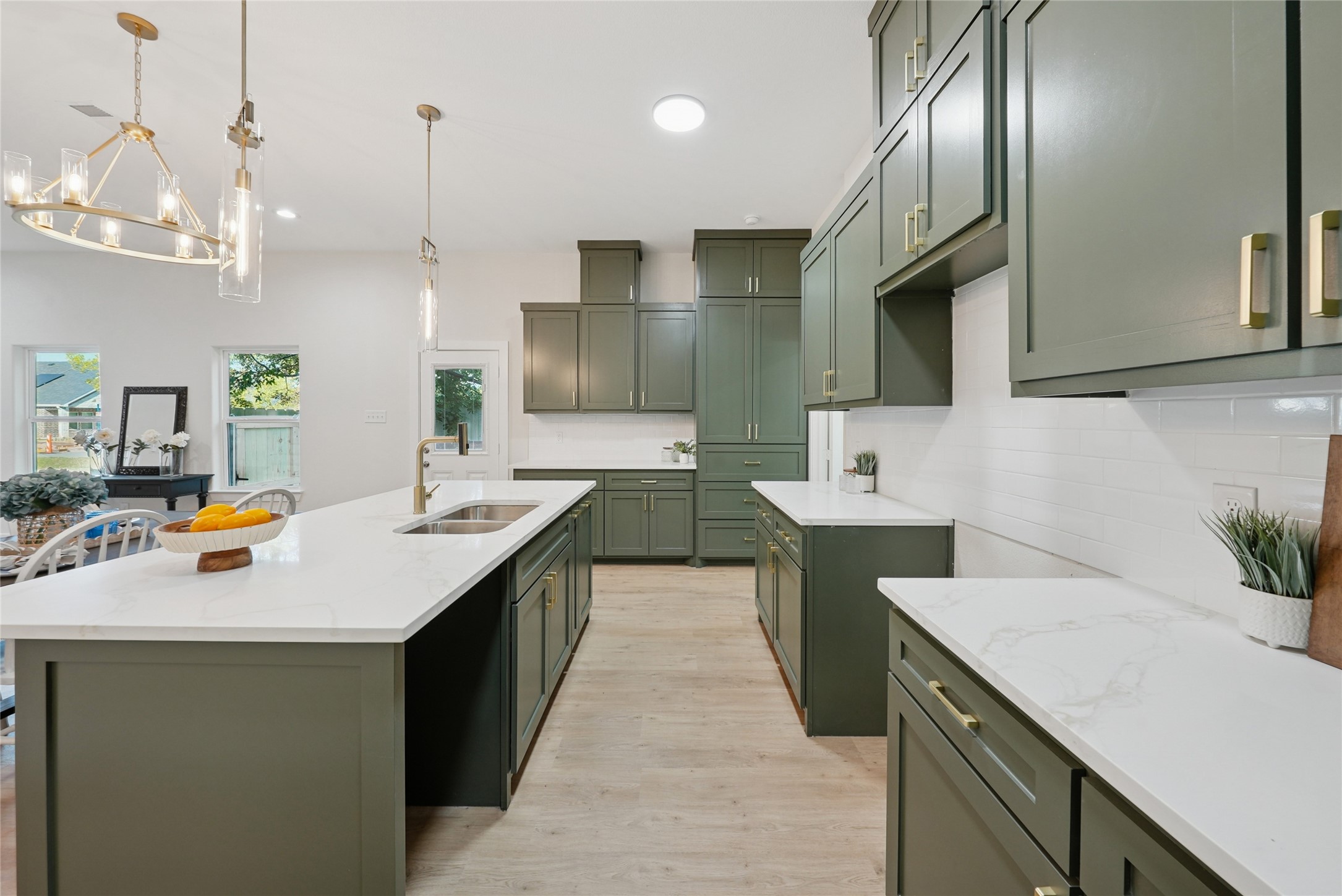 830 Stamps Avenue Fort Worth TX 76114