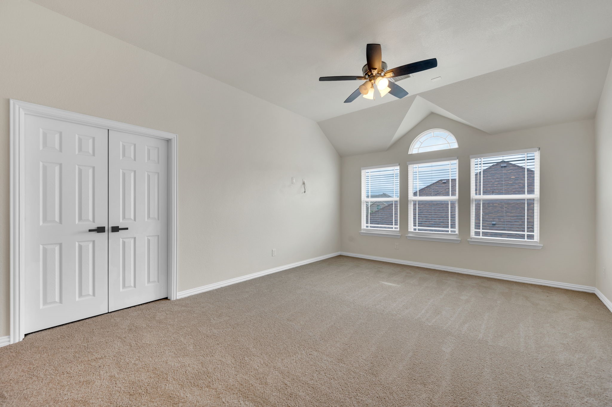 1611 Montelena Avenue Kennedale TX 76060