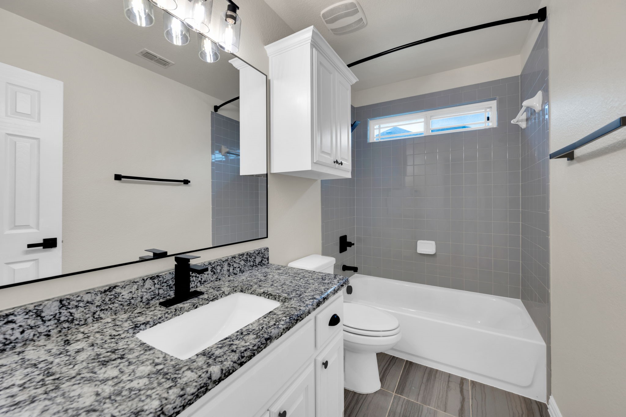 1611 Montelena Avenue Kennedale TX 76060