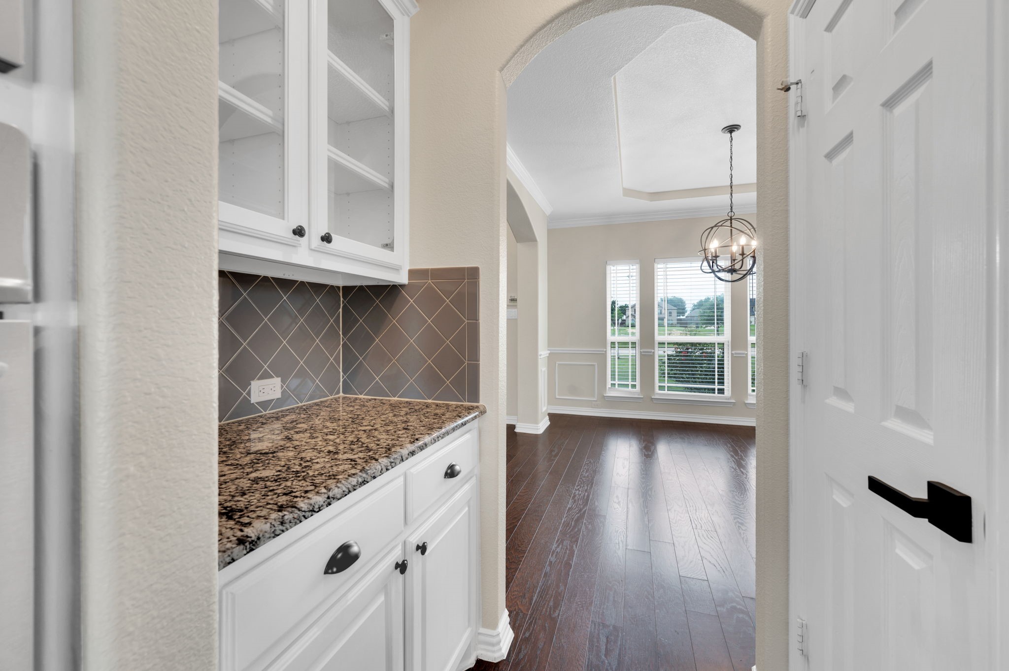 1611 Montelena Avenue Kennedale TX 76060