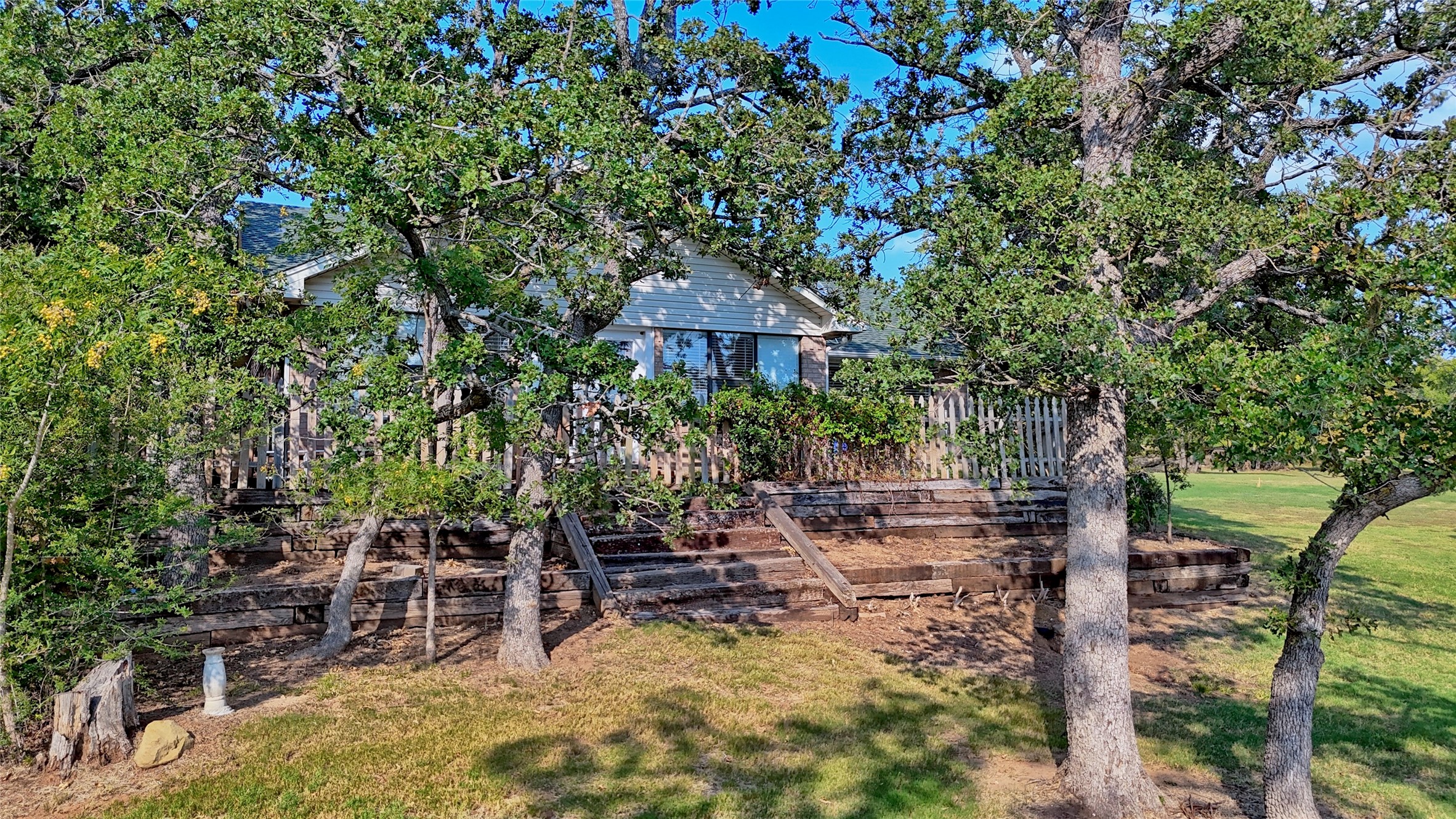 137 Apache Trail Nocona TX 76255