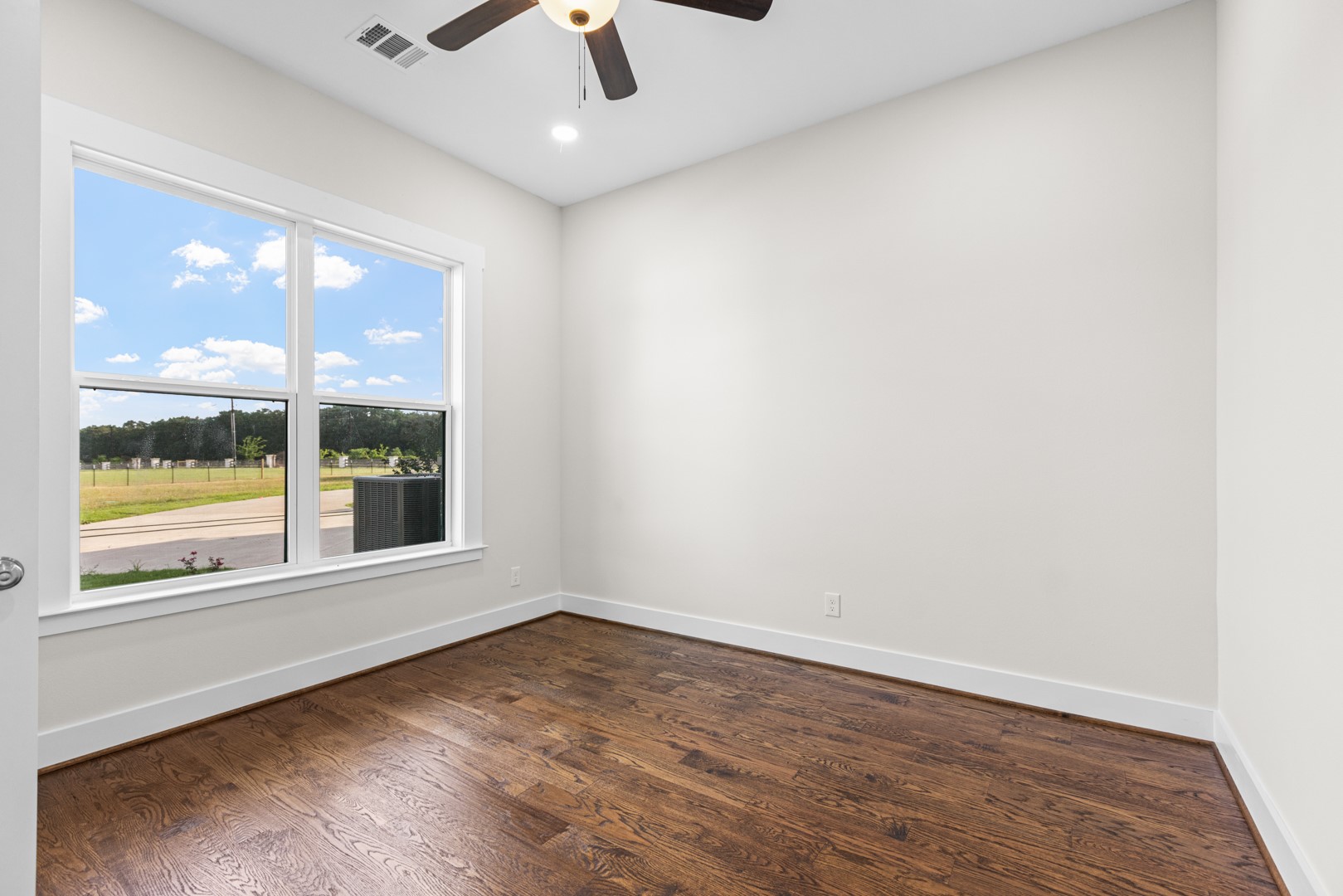 628 Vz Cr 2147 Wills Point TX 75169