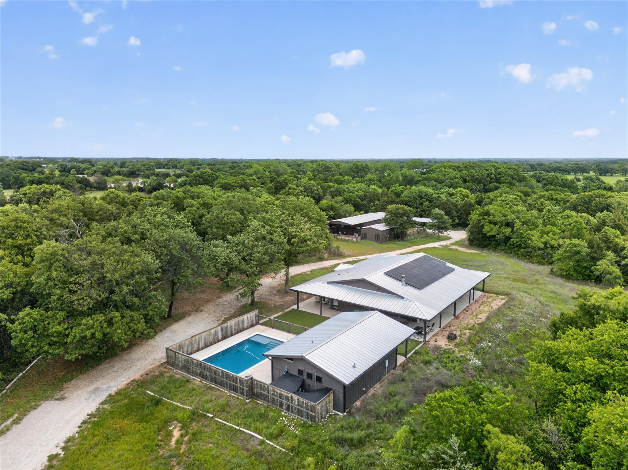 6434 County Road 304 Grandview TX 76050