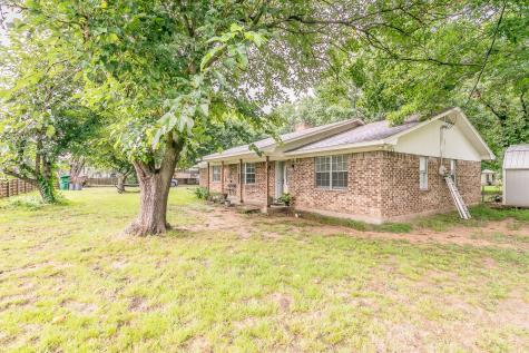 904 Sherman Street Tioga TX 76271