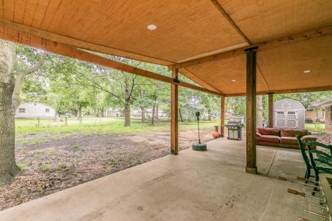 904 Sherman Street Tioga TX 76271