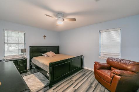 904 Sherman Street Tioga TX 76271
