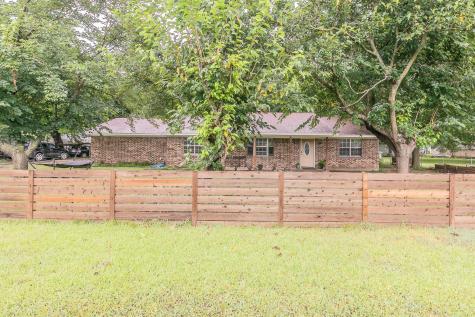 904 Sherman Street Tioga TX 76271