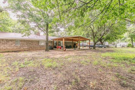 904 Sherman Street Tioga TX 76271