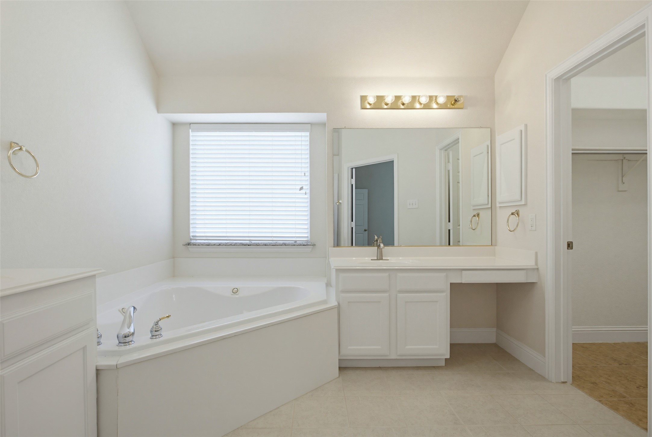 4402 Horizon Drive Garland TX 75043