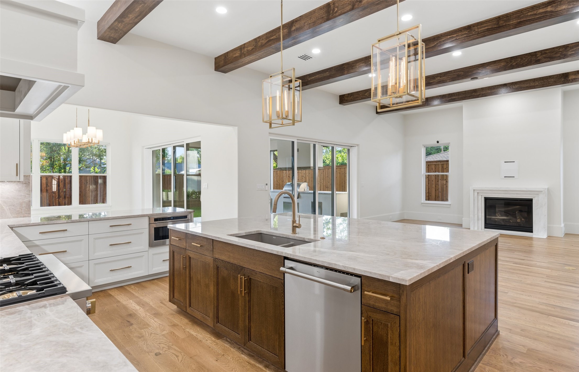 9939 Ontario Lane Dallas TX 75220