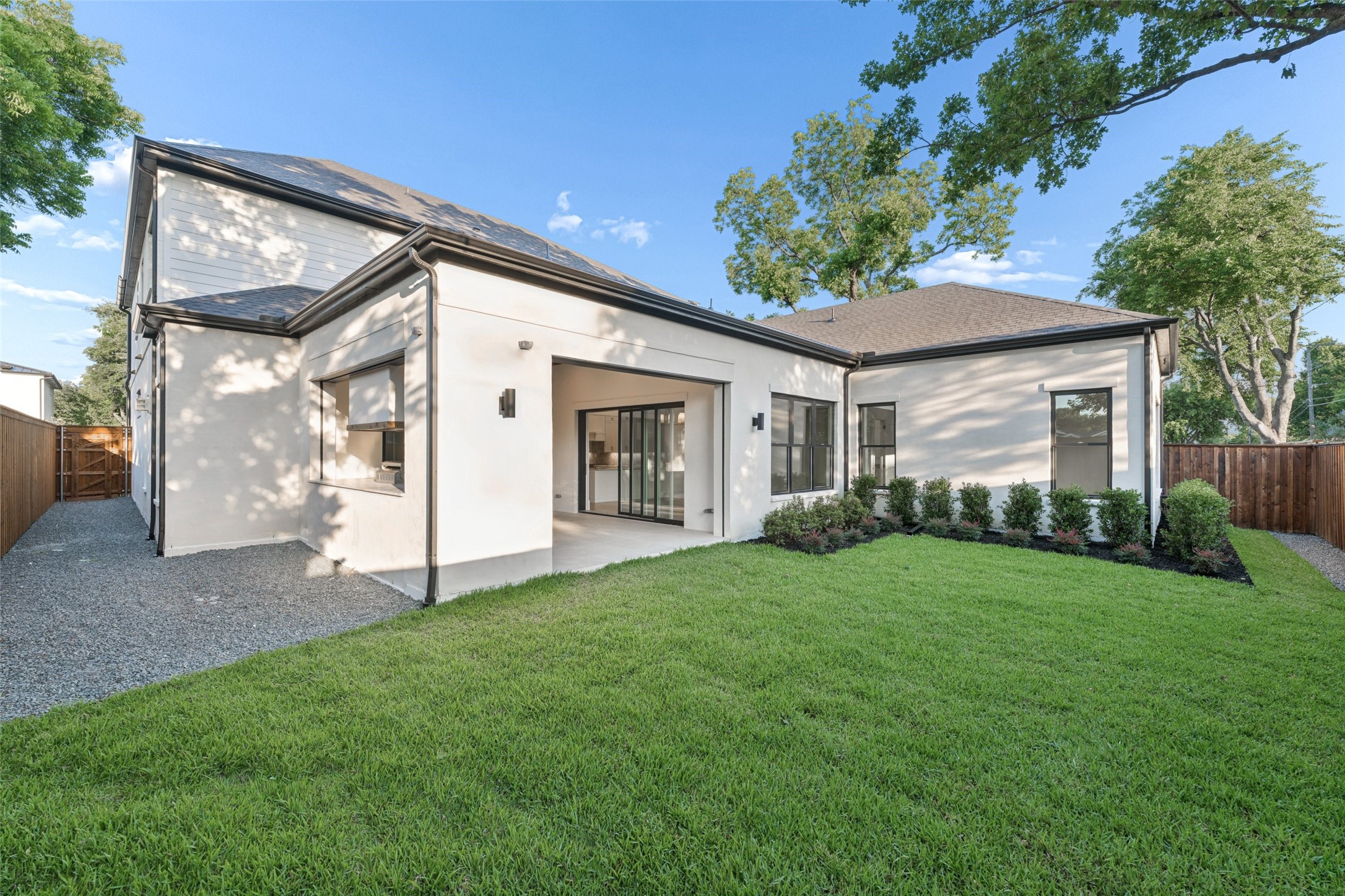9939 Ontario Lane Dallas TX 75220