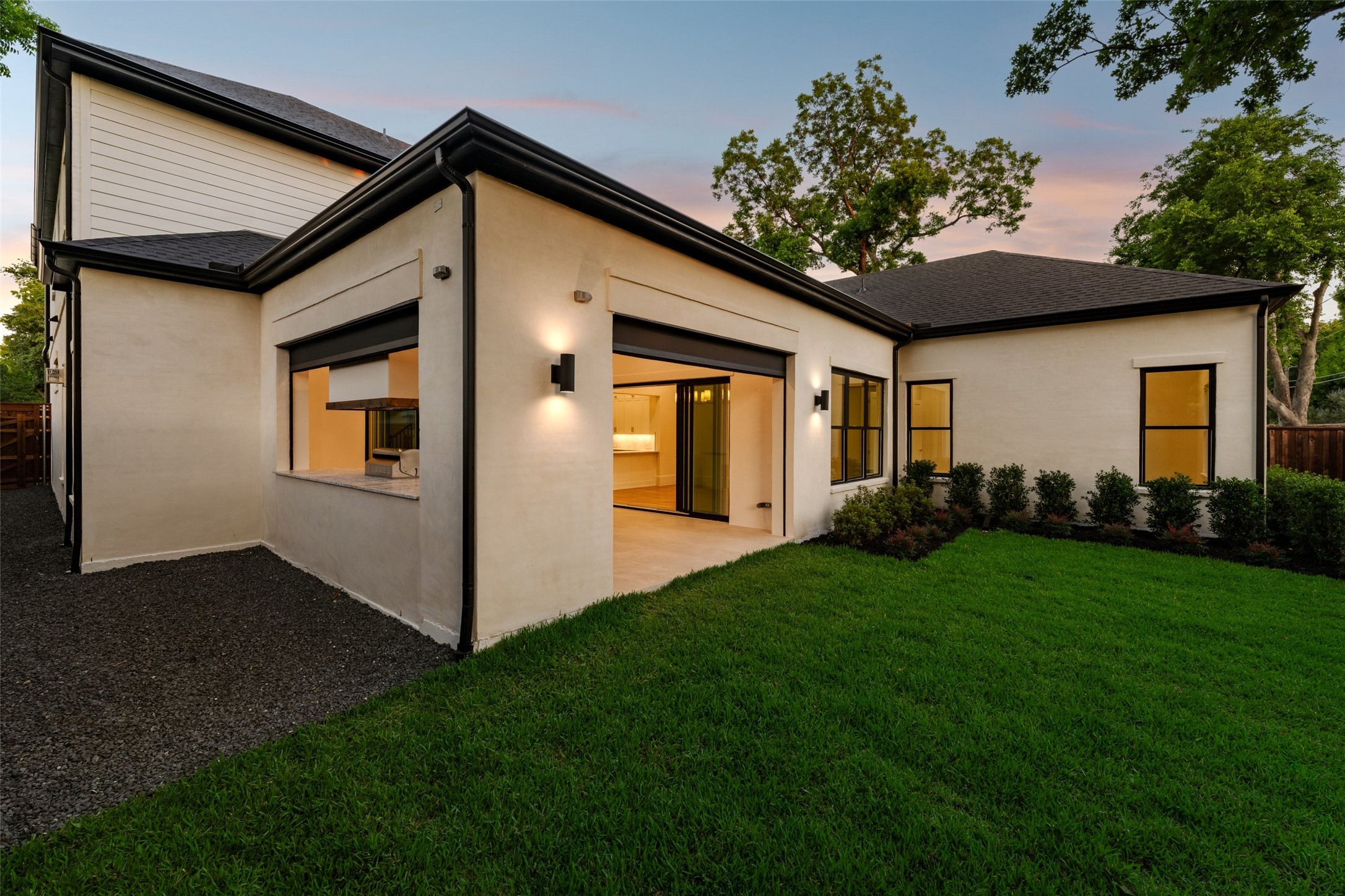 9939 Ontario Lane Dallas TX 75220