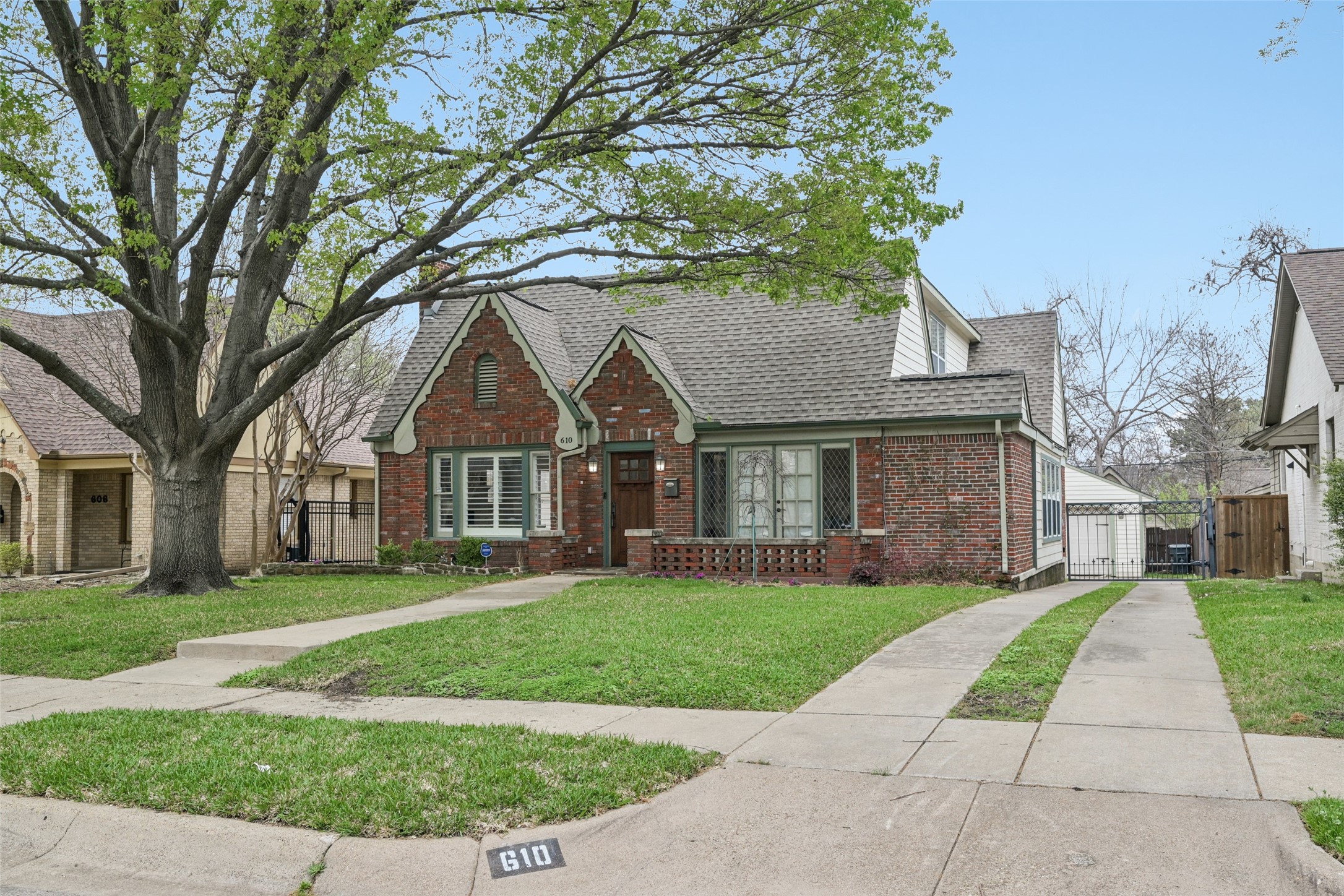 610 Clermont Avenue Dallas TX 75223