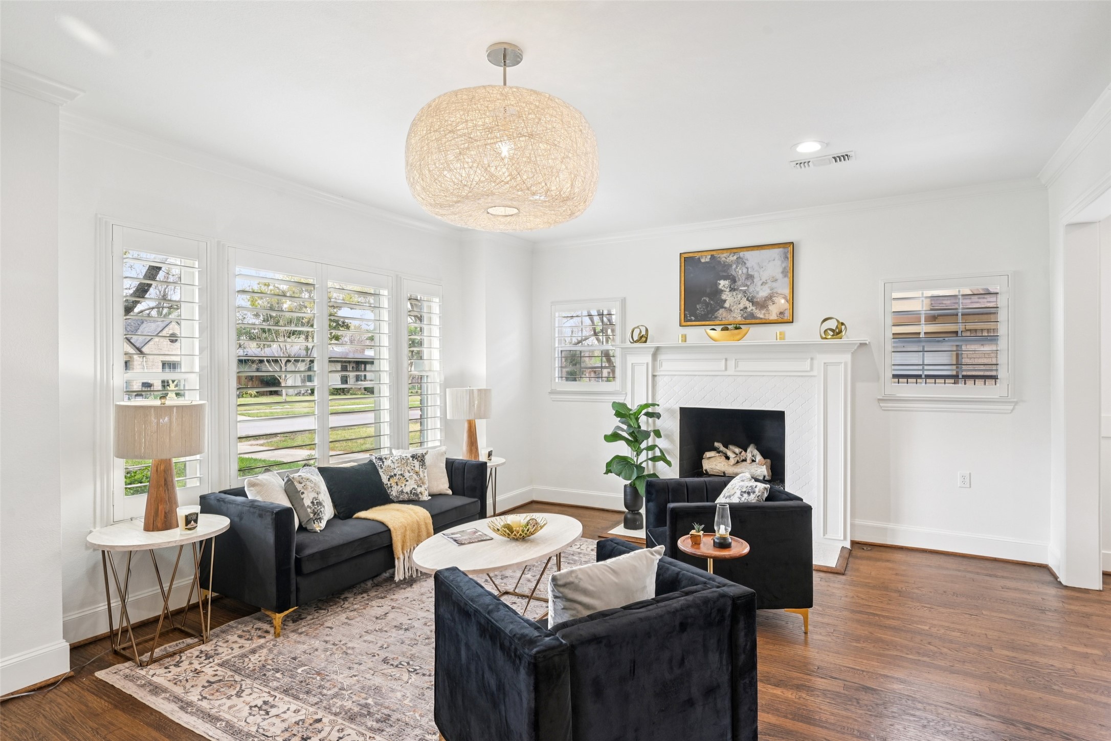 610 Clermont Avenue Dallas TX 75223
