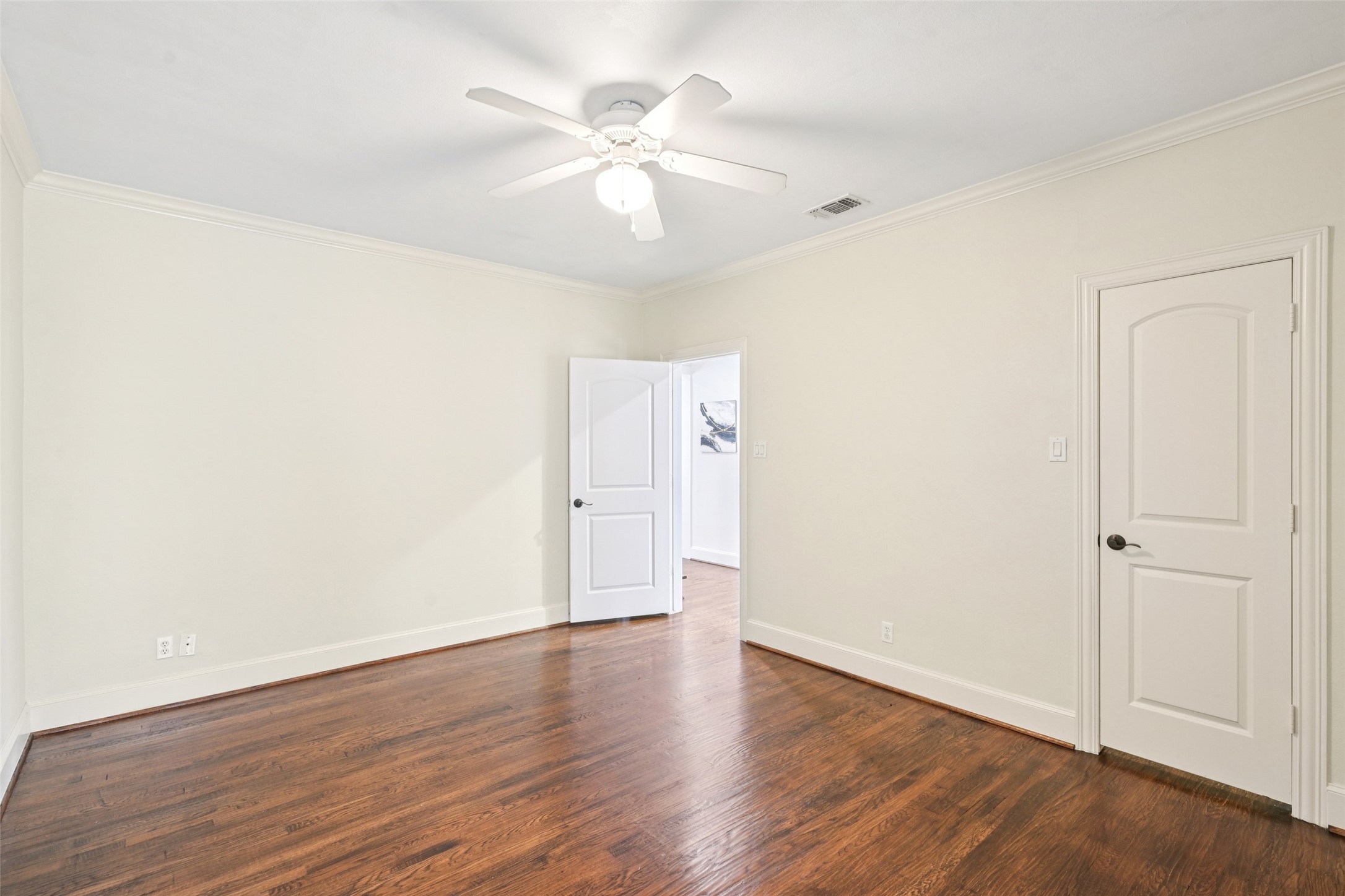 610 Clermont Avenue Dallas TX 75223