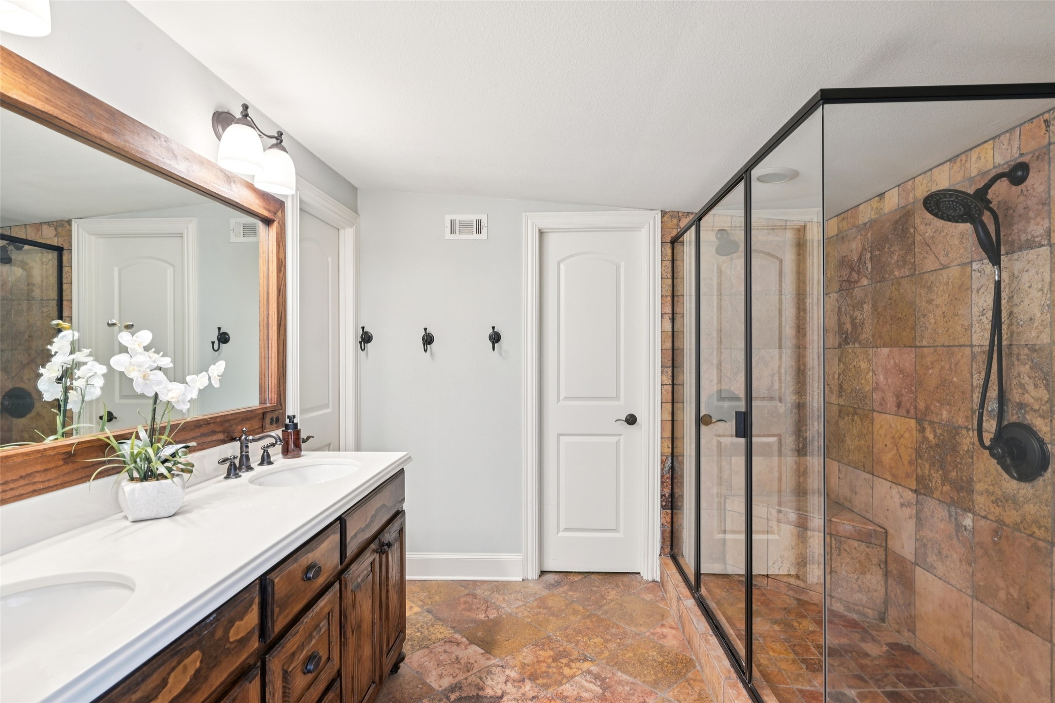 610 Clermont Avenue Dallas TX 75223