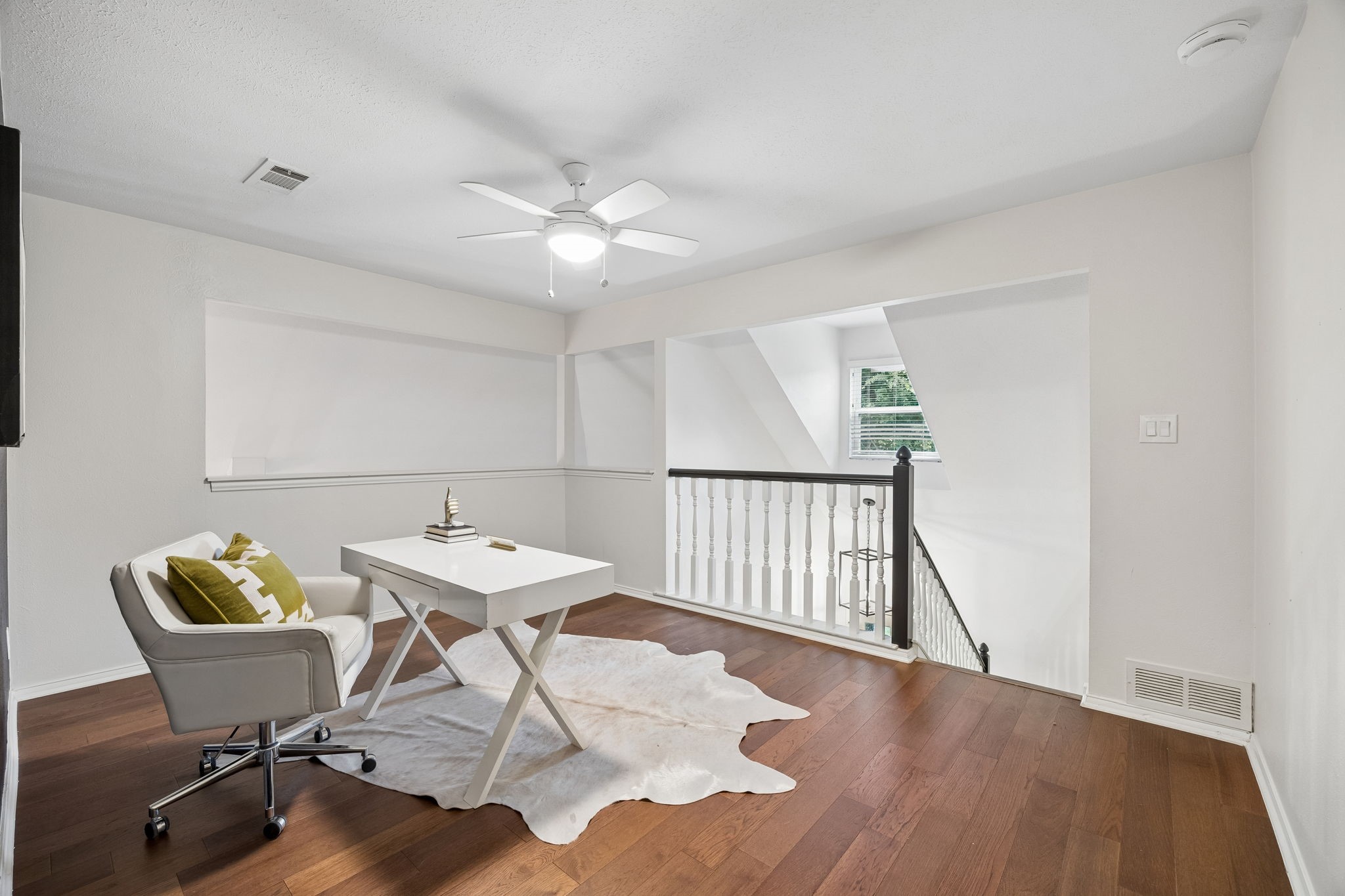 7704 Lemmonwood Drive Dallas TX 75231