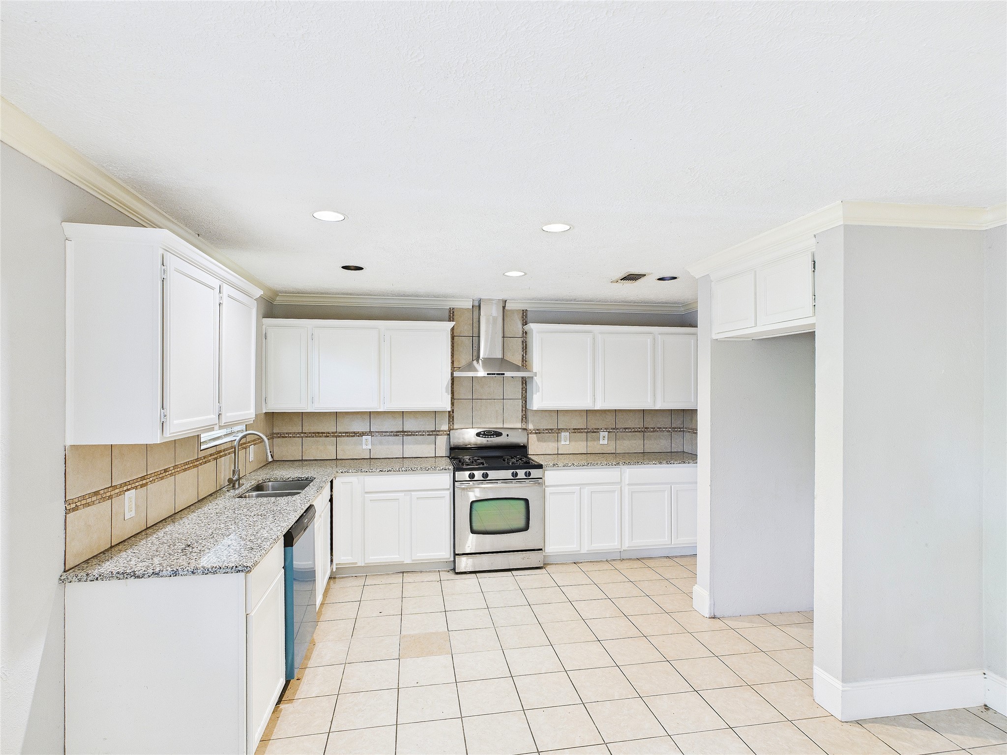 6909 Valhalla Road Fort Worth TX 76116
