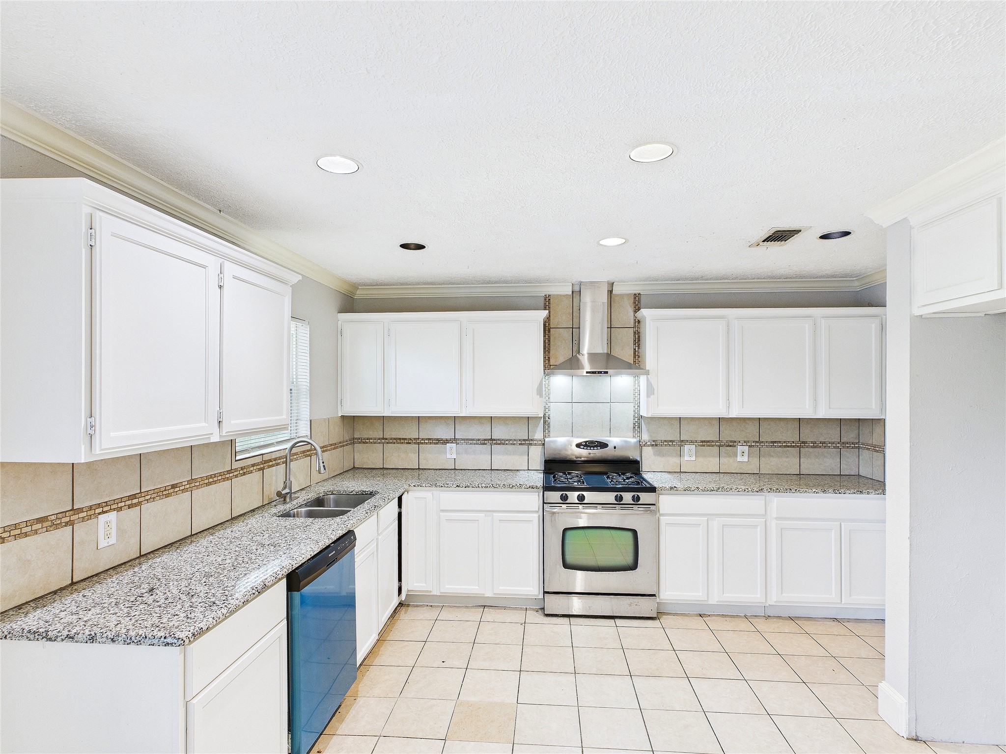 6909 Valhalla Road Fort Worth TX 76116