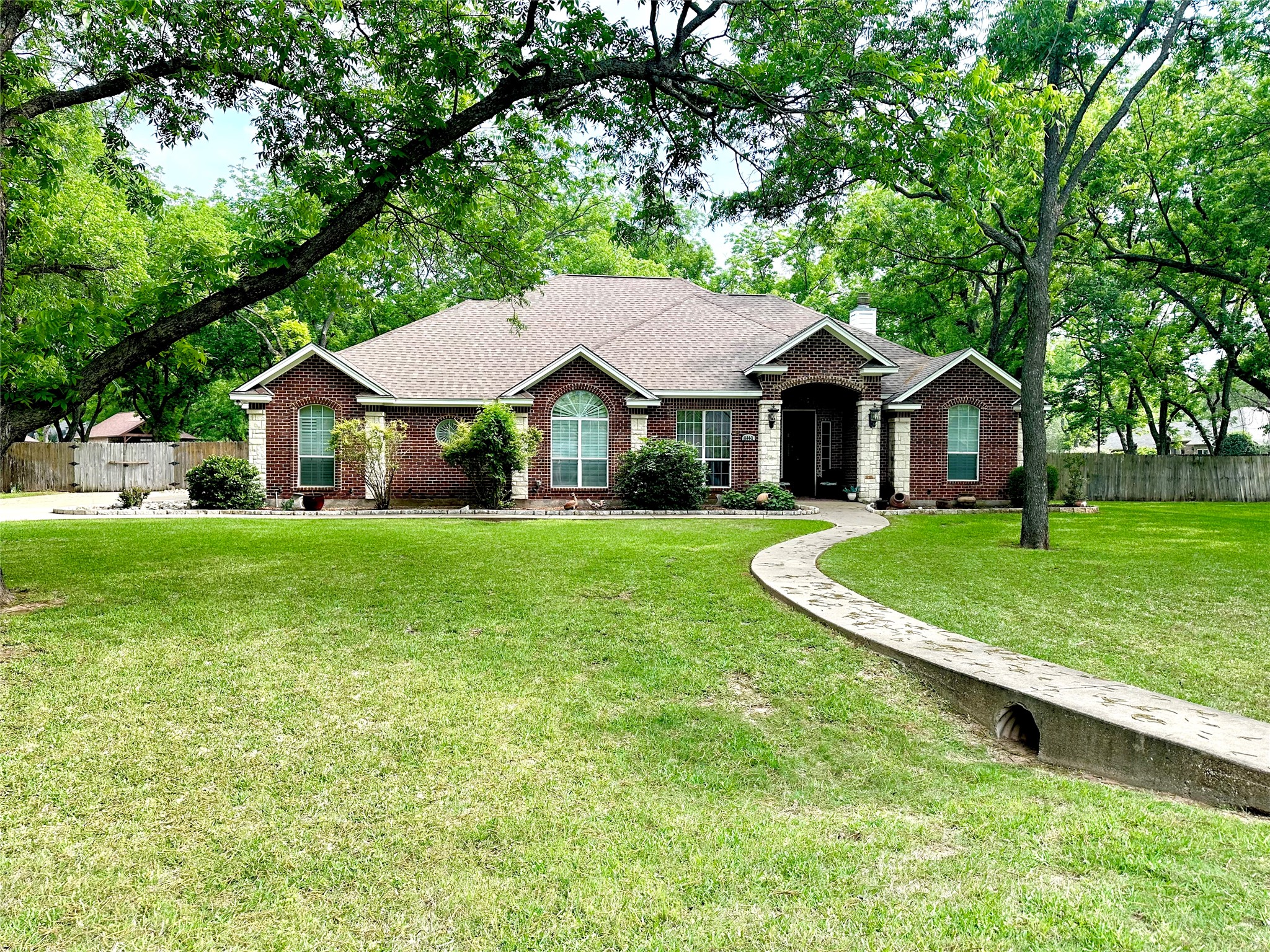 8803 Hampton South Court Granbury TX 76049