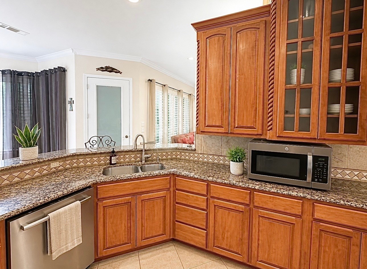 8803 Hampton South Court Granbury TX 76049