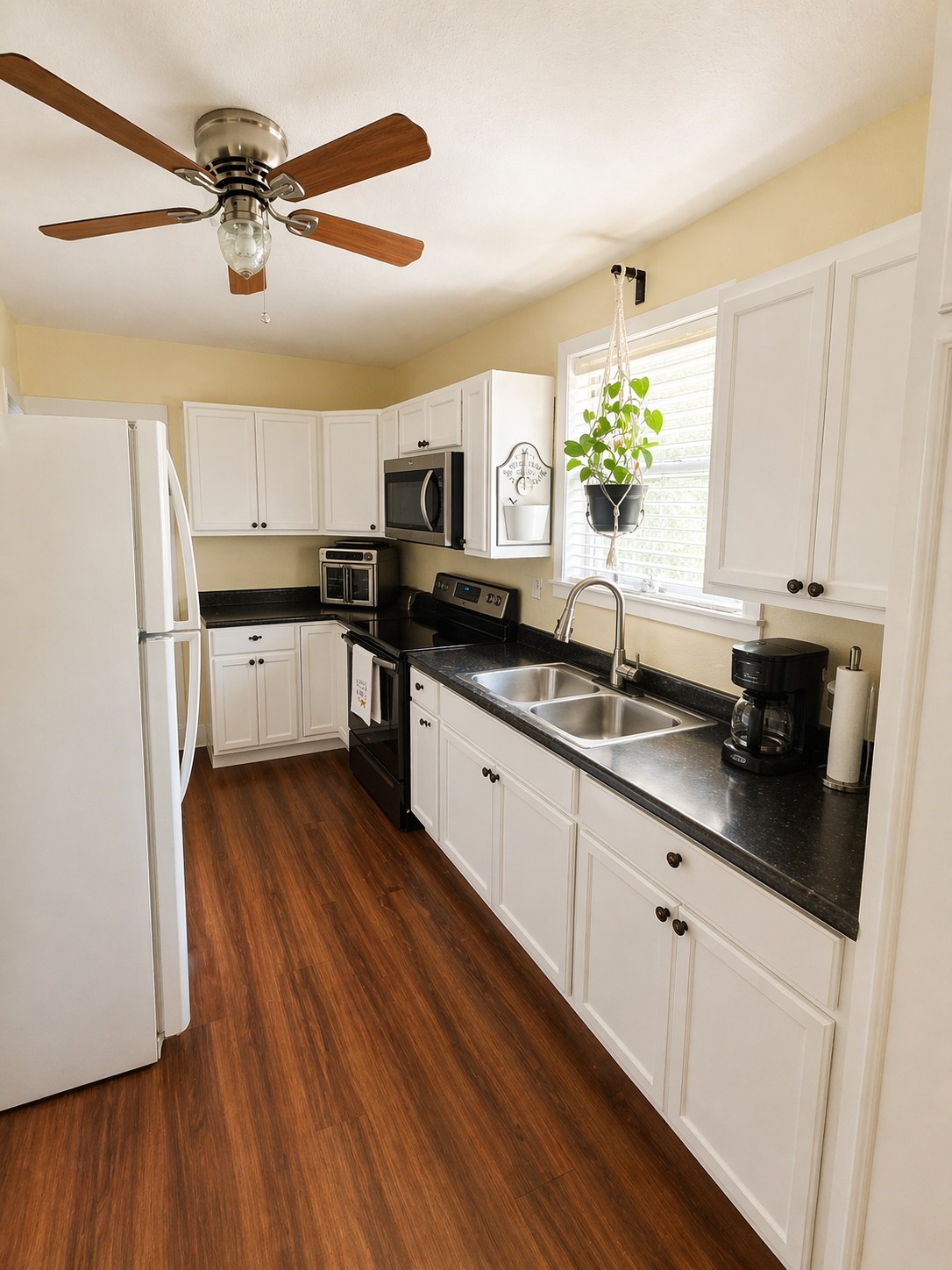 203 Stroud Street Cleburne TX 76033
