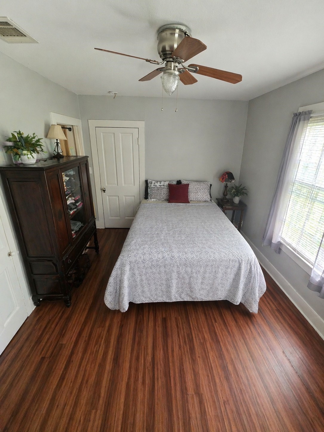 203 Stroud Street Cleburne TX 76033