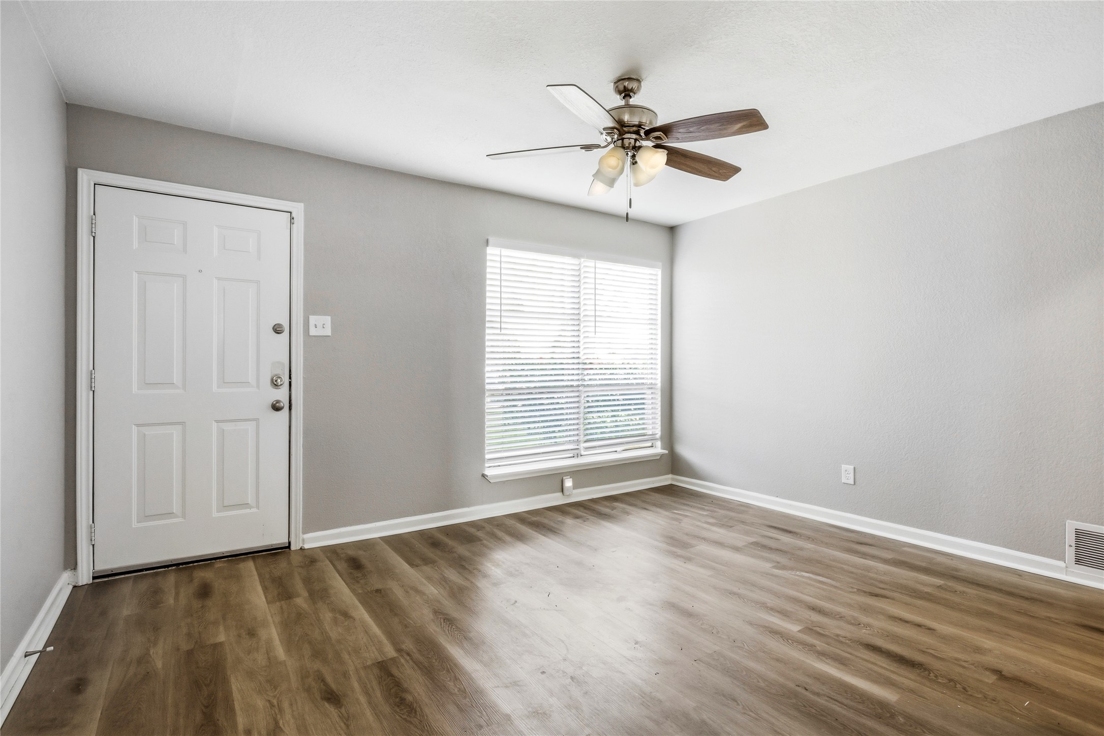 8328 Campanella Drive Dallas TX 75243