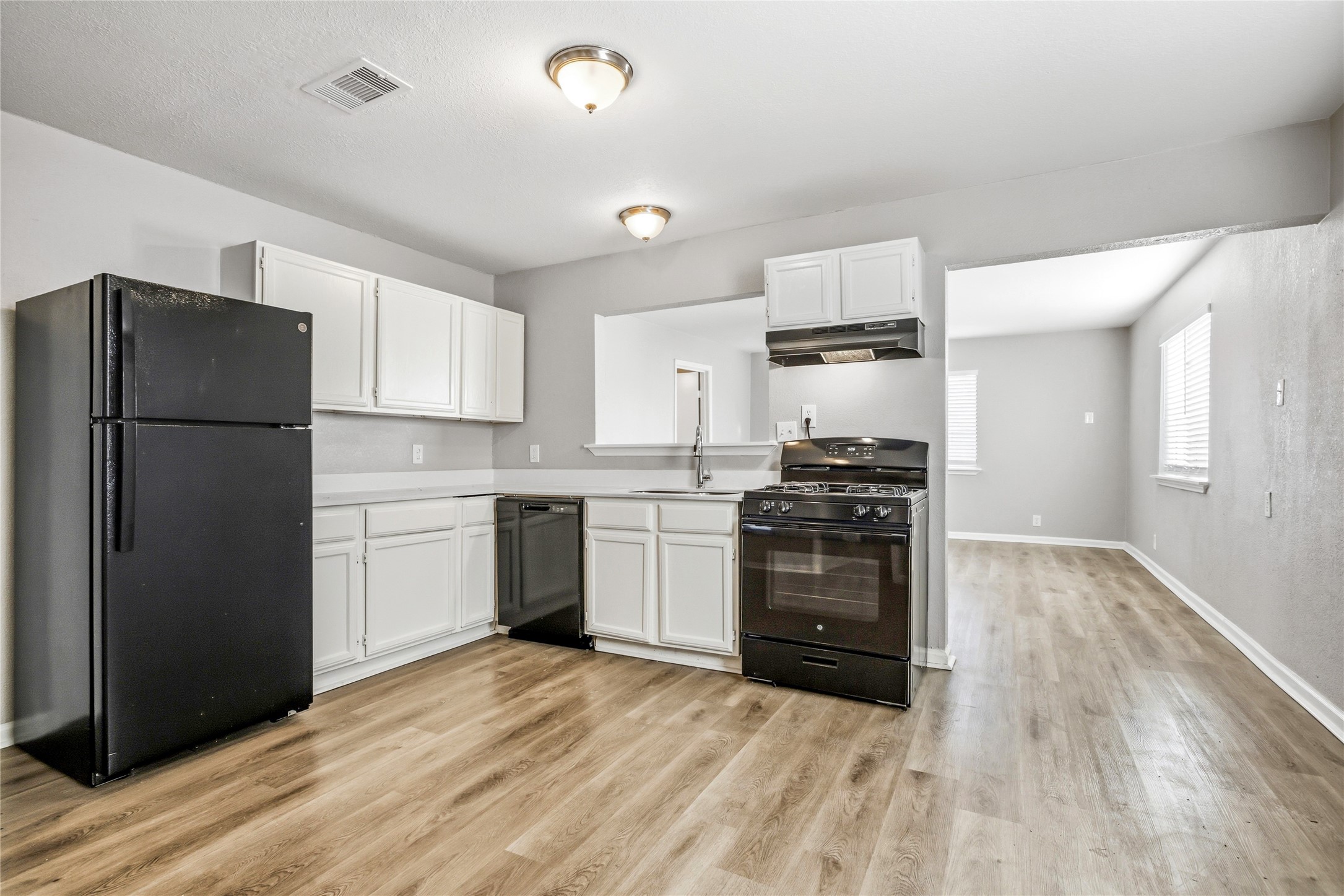 8328 Campanella Drive Dallas TX 75243