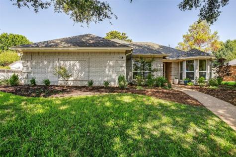 428 Sherwood Court Burleson TX 76028