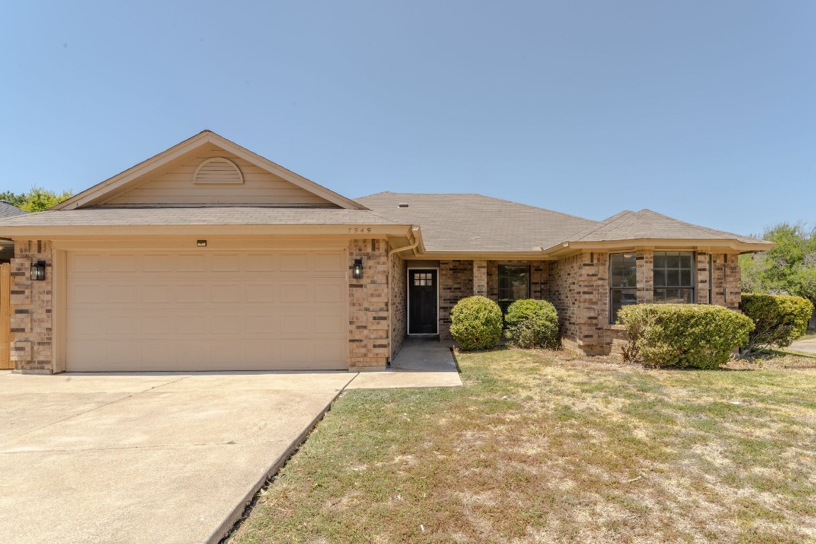 7949 Hunters Glen Drive Watauga TX 76148