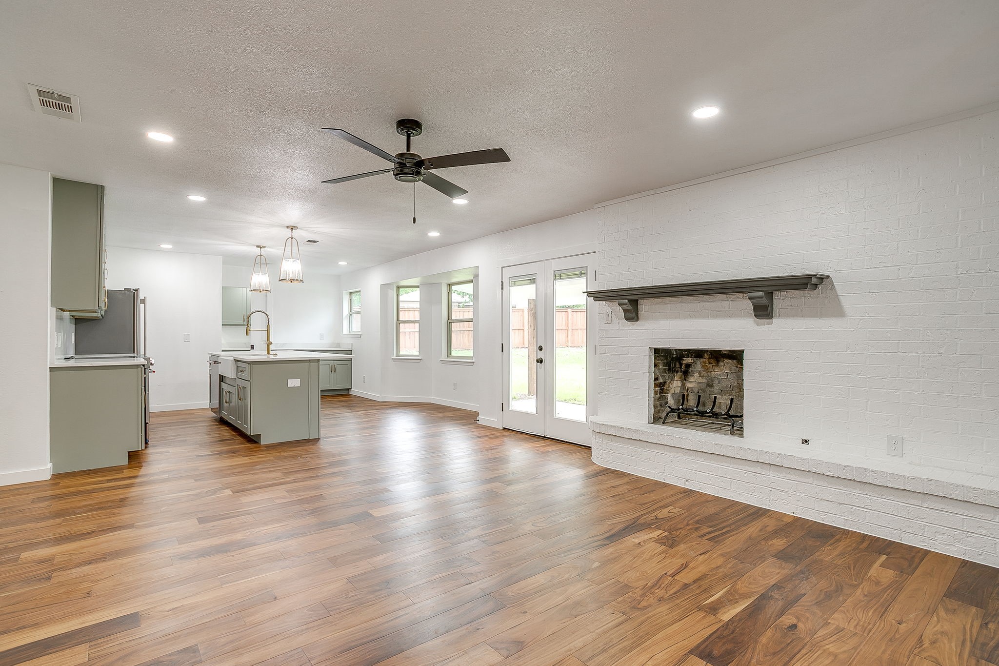 220 Rolling Hills Drive Aledo TX 76008