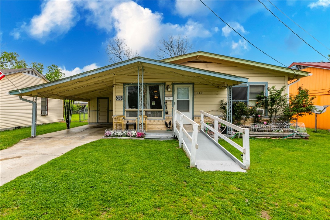 607 Clark Street Marlin TX 76661