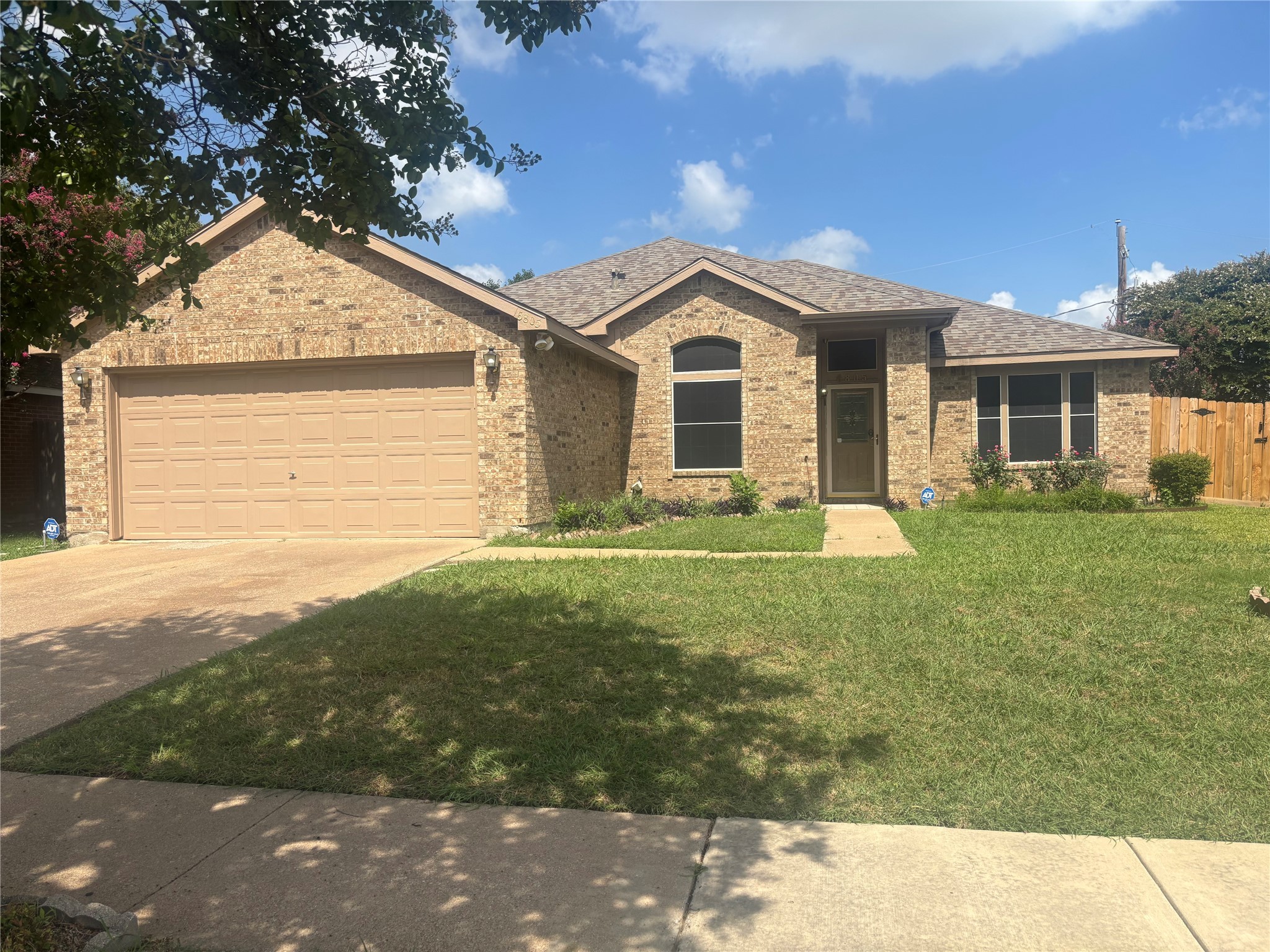 6805 Towerwood Drive Arlington TX 76001