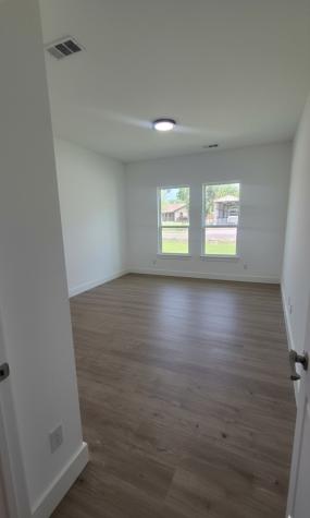 1106 East Sixth Street Springtown TX 76082