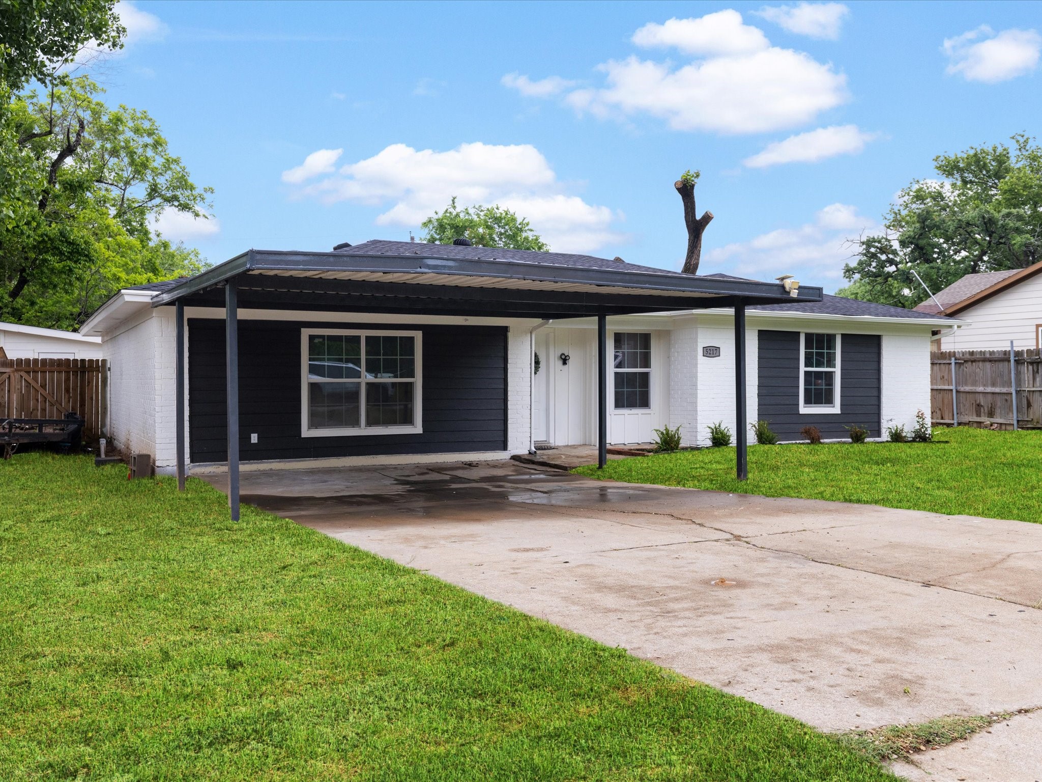 5217 Nell Street Fort Worth TX 76119