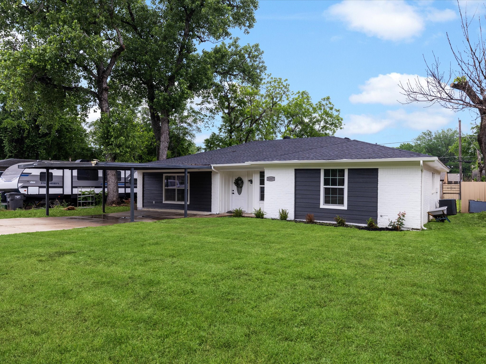 5217 Nell Street Fort Worth TX 76119
