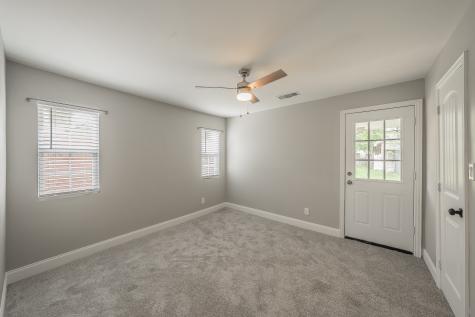 1015 Epenard Street Dallas TX 75211