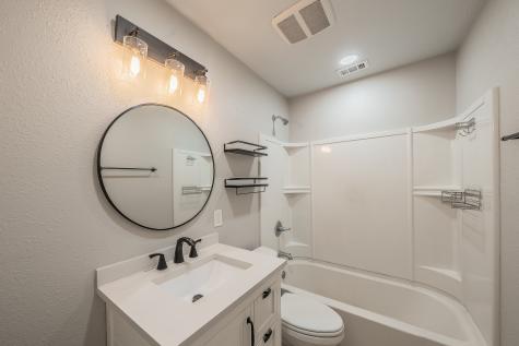 1015 Epenard Street Dallas TX 75211