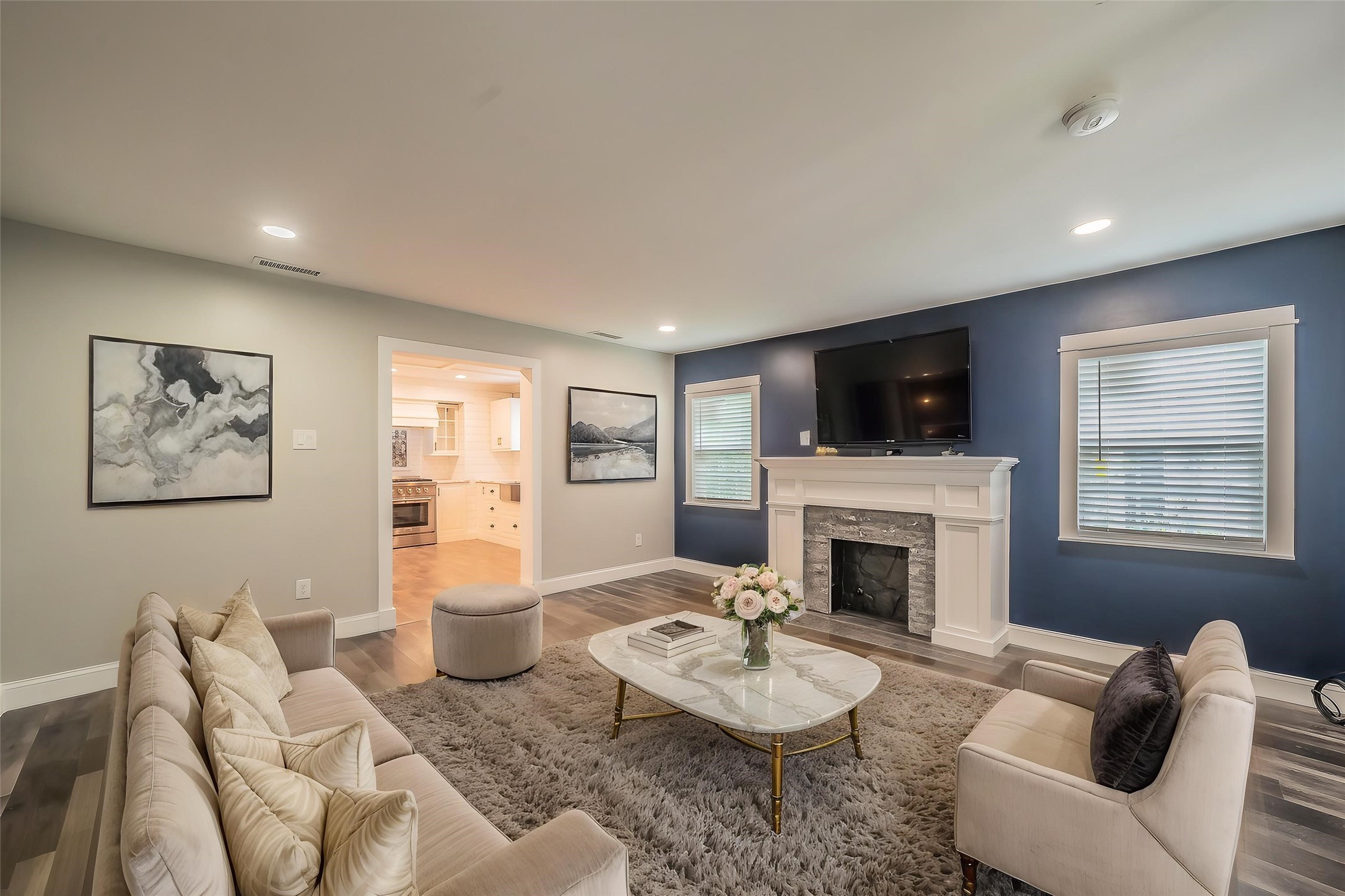 1015 Epenard Street Dallas TX 75211