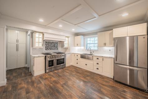 1015 Epenard Street Dallas TX 75211