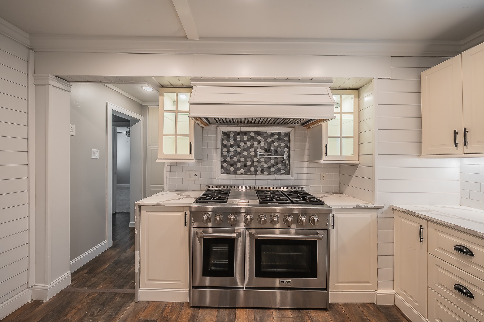 1015 Epenard Street Dallas TX 75211